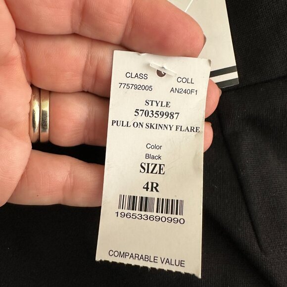 NWT White House Black Market Pull on Skinny Flare Pants Black #WHBM41 - Picture 8 of 11